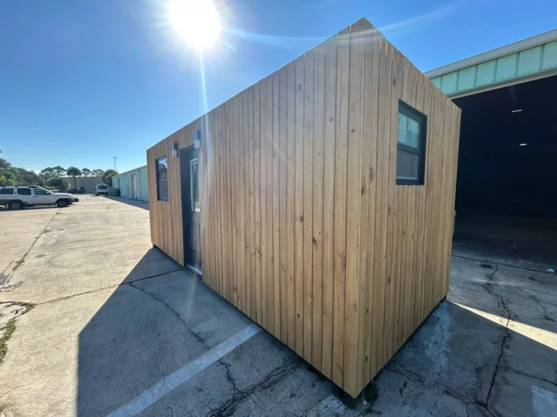 20FT CUSTOM SHIPPING CONTAINER HOME/MOBILE OFFICE - Image 13