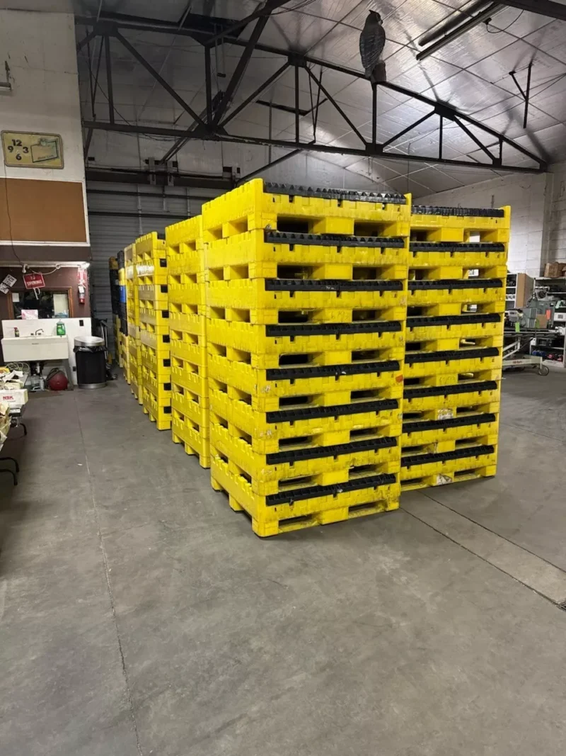 48x45x25 Gaylord Collapsible Bulk Shipping Pallet Containers Bins