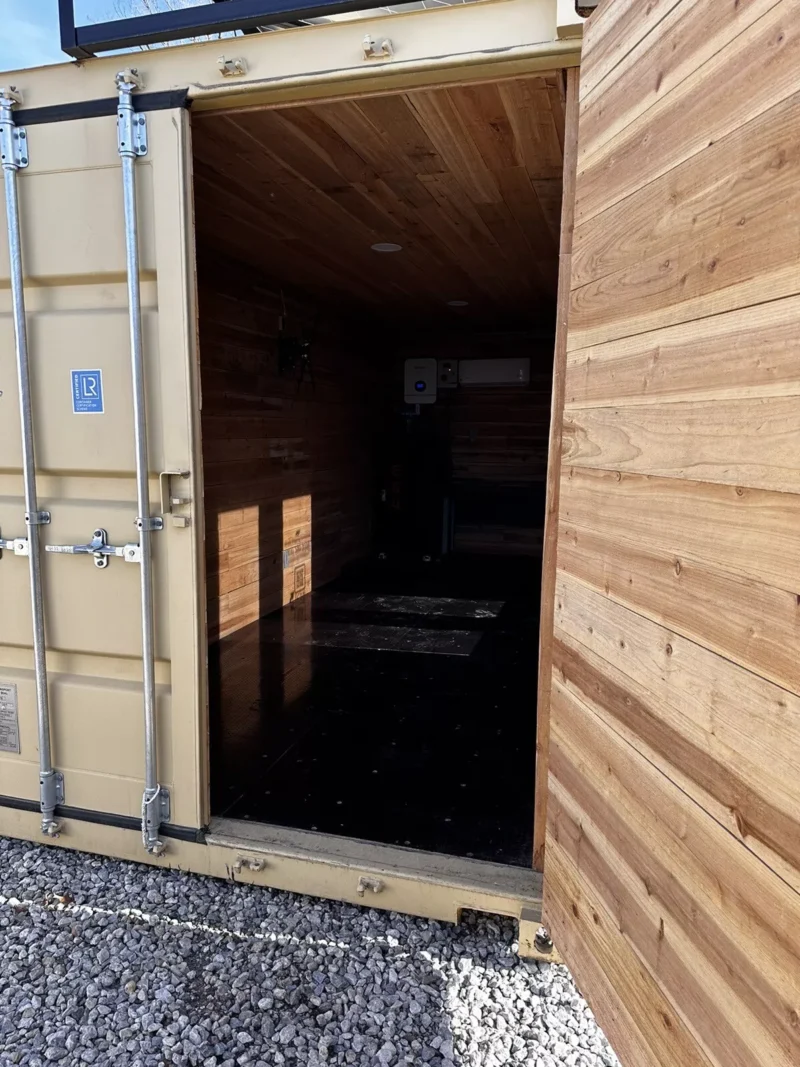 20 ft Shipping Container Office Solar Off Grid Or Grid - Image 11