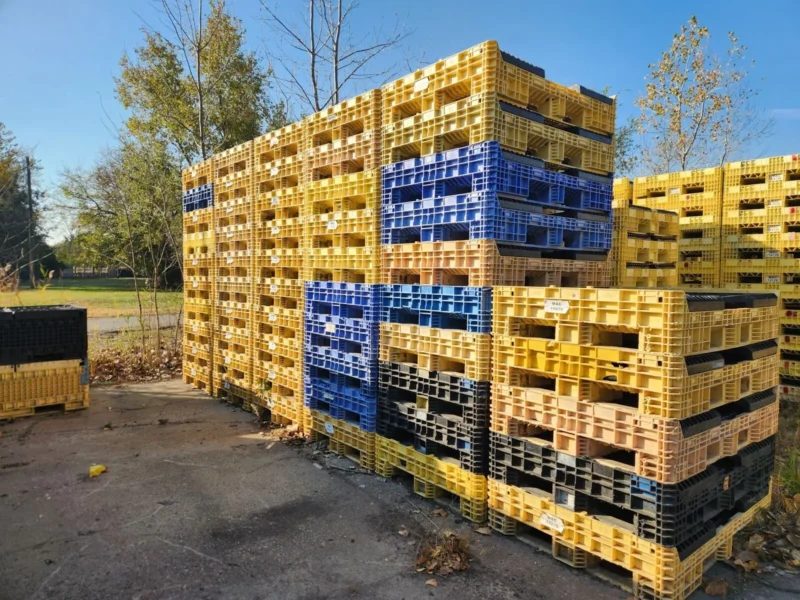 48x45x34 Gaylord Collapsible Bulk Shipping Pallet Containers Bins - Image 3