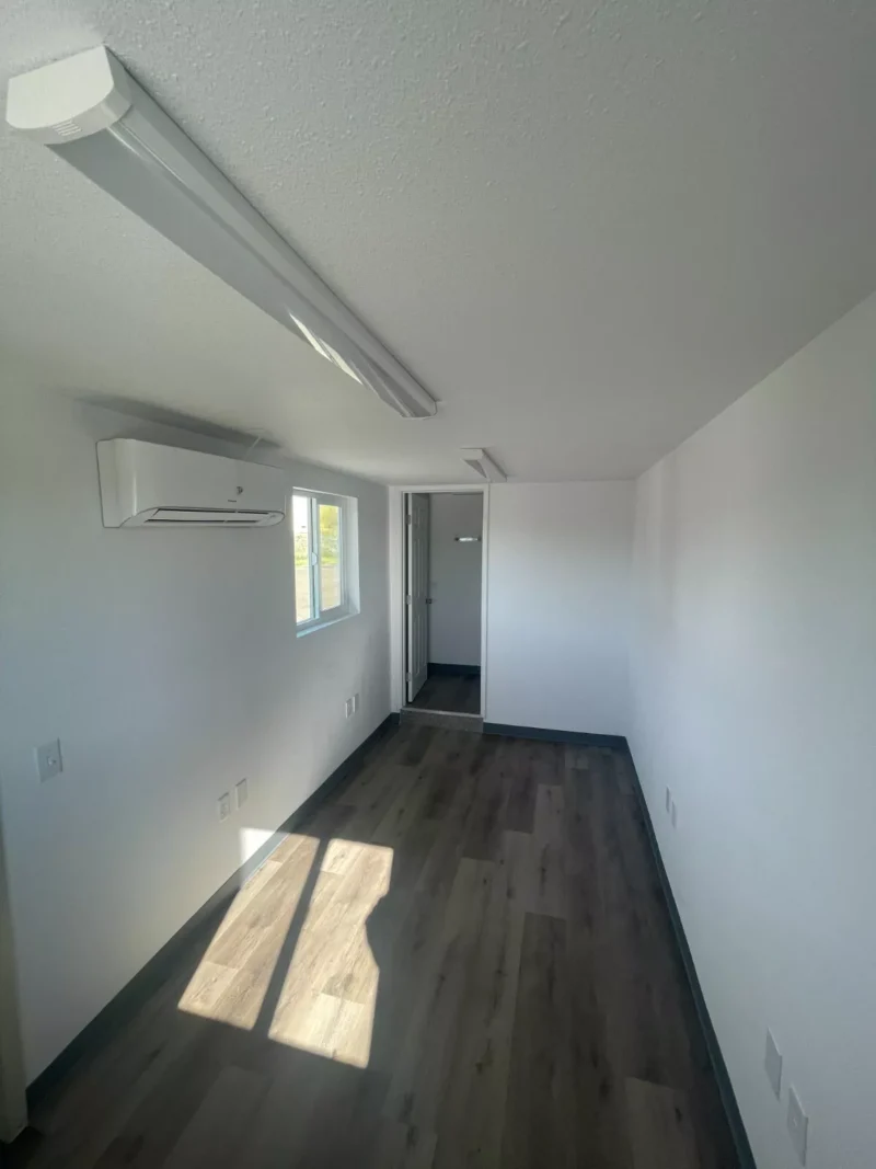 20 foot office refurbished shipping container - Image 5
