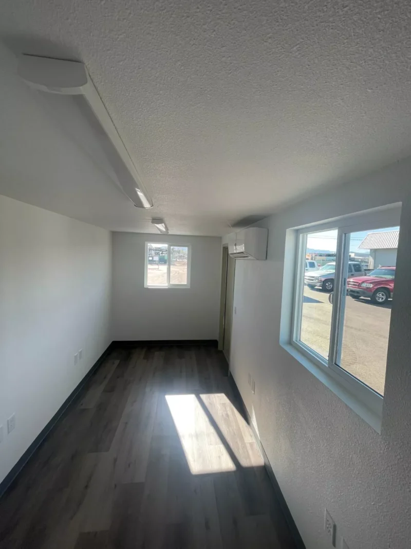 20 foot office refurbished shipping container - Image 7