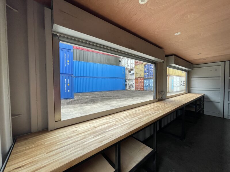 🌟 20ft Converted Container Bar – Fully Customized Outdoor Serving Unit 🍻 - Image 4