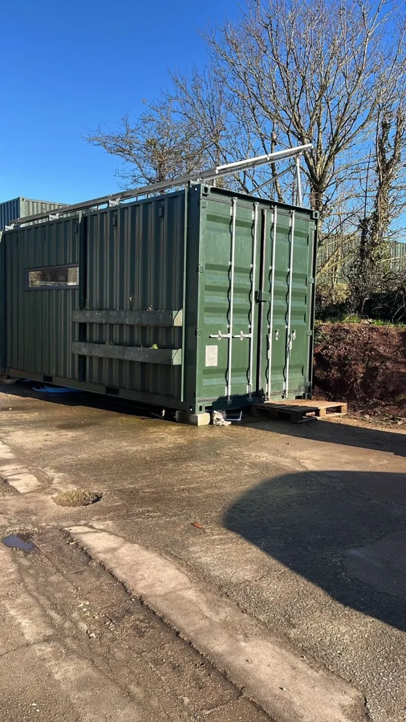 Converted shipping container, office, off-grid tiny home - Image 2