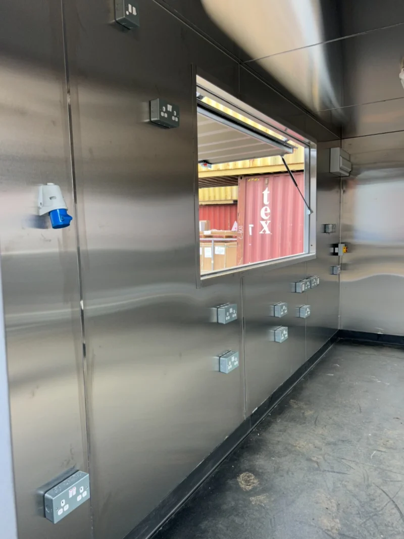 butty van Shipping Container - 20ft x 8ft - street food - nationwide - Image 5