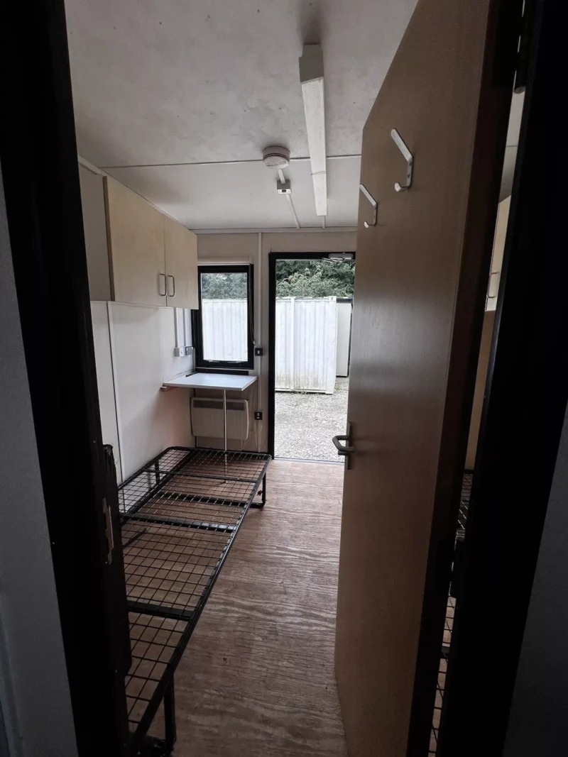 2 Birth Sleeper Cabin 13ft With Toilet & shower Site Cabin Welfare - Image 3
