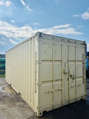 20ft Shipping Container. Excellent Condition. Delivery Available.