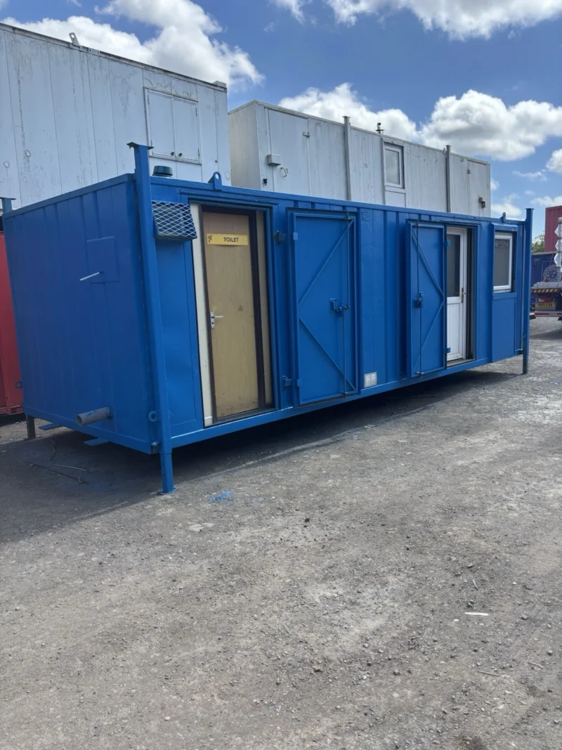 26ft x 9ft Welfare Site Office With Kitchen Canteen Toilet . Shipping Container - Image 3