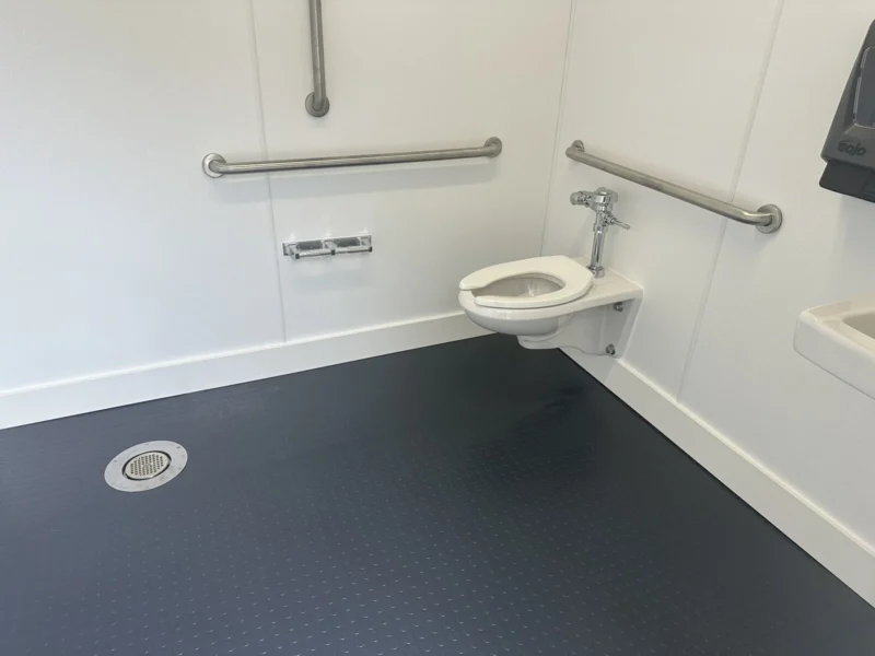 Restroom shipping container Conex Portable bathroom - Image 24