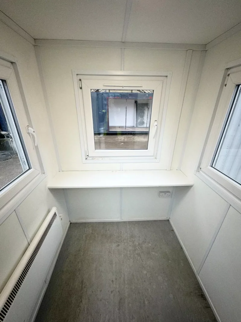 6x6 ft | Office | Open Plan | Portable Building | Anti-Vandal | Reduced - Image 4