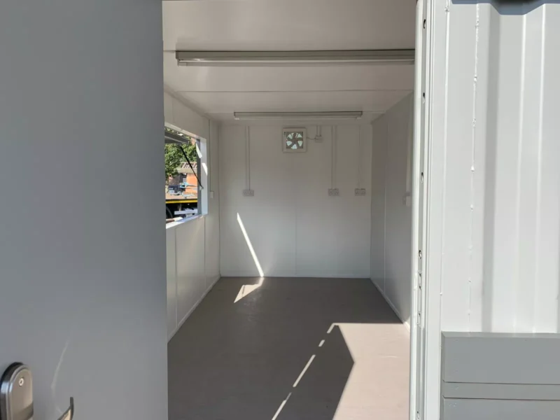 16ft x 8ft shipping container - street food/coffee shop/food kiosk - Image 5