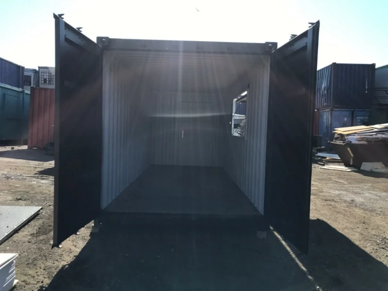 20ft  shipping container kitchen/coffee shop/street food -Clean - Image 5