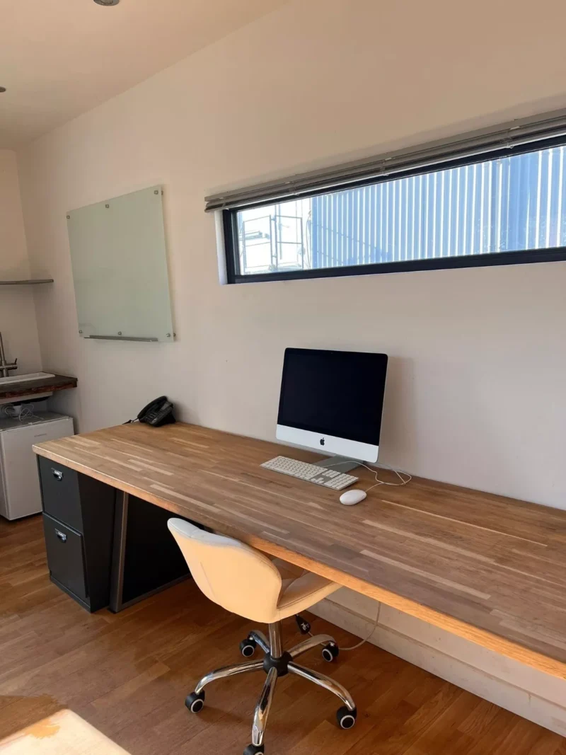 Converted shipping container, office, off-grid tiny home - Image 7