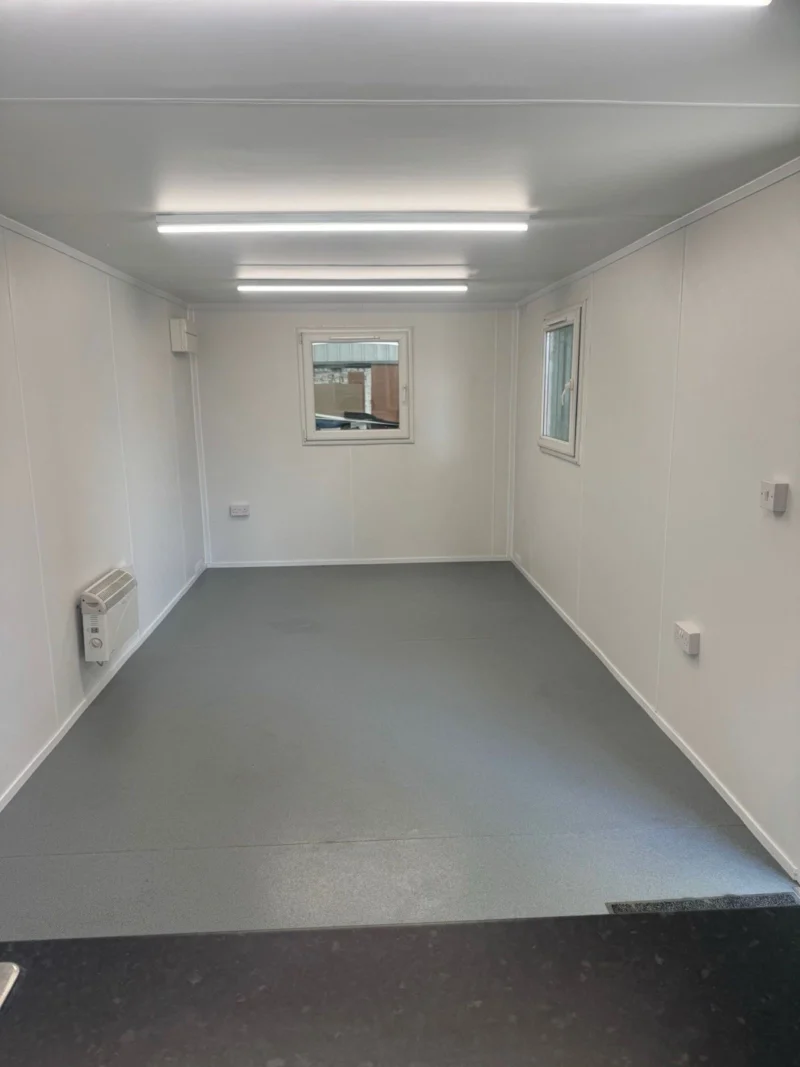 21ft x 9ft 6” Welfare Site Office With Kitchen Anti Vandal. Shipping Container - Image 6