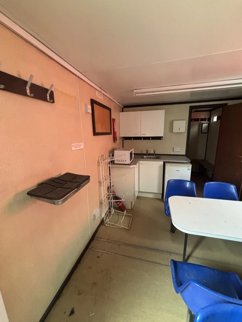 26ft x 9ft Welfare Site Office With Kitchen Canteen Toilet . Shipping Container - Image 8