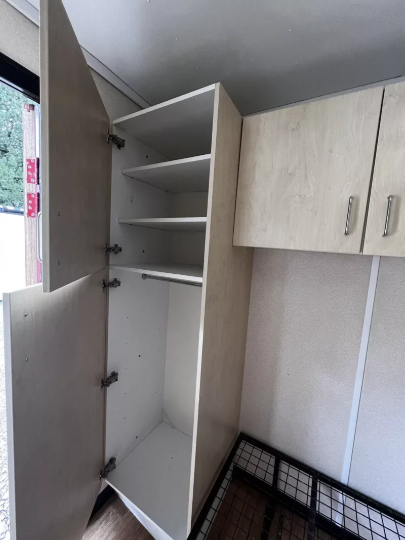 2 Birth Sleeper Cabin 13ft With Toilet & shower Site Cabin Welfare - Image 9
