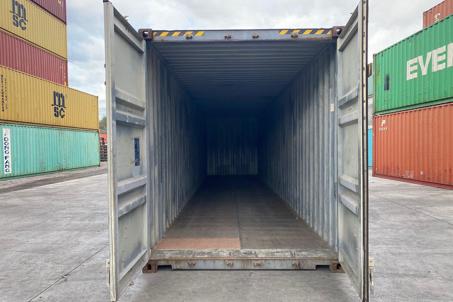 40Ft Used Shipping Container - Image 2