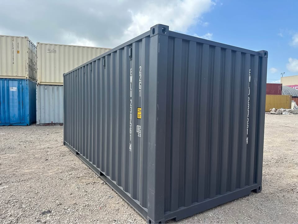 20’ One-Trip Shipping Containers – READY TO GO! - Image 4