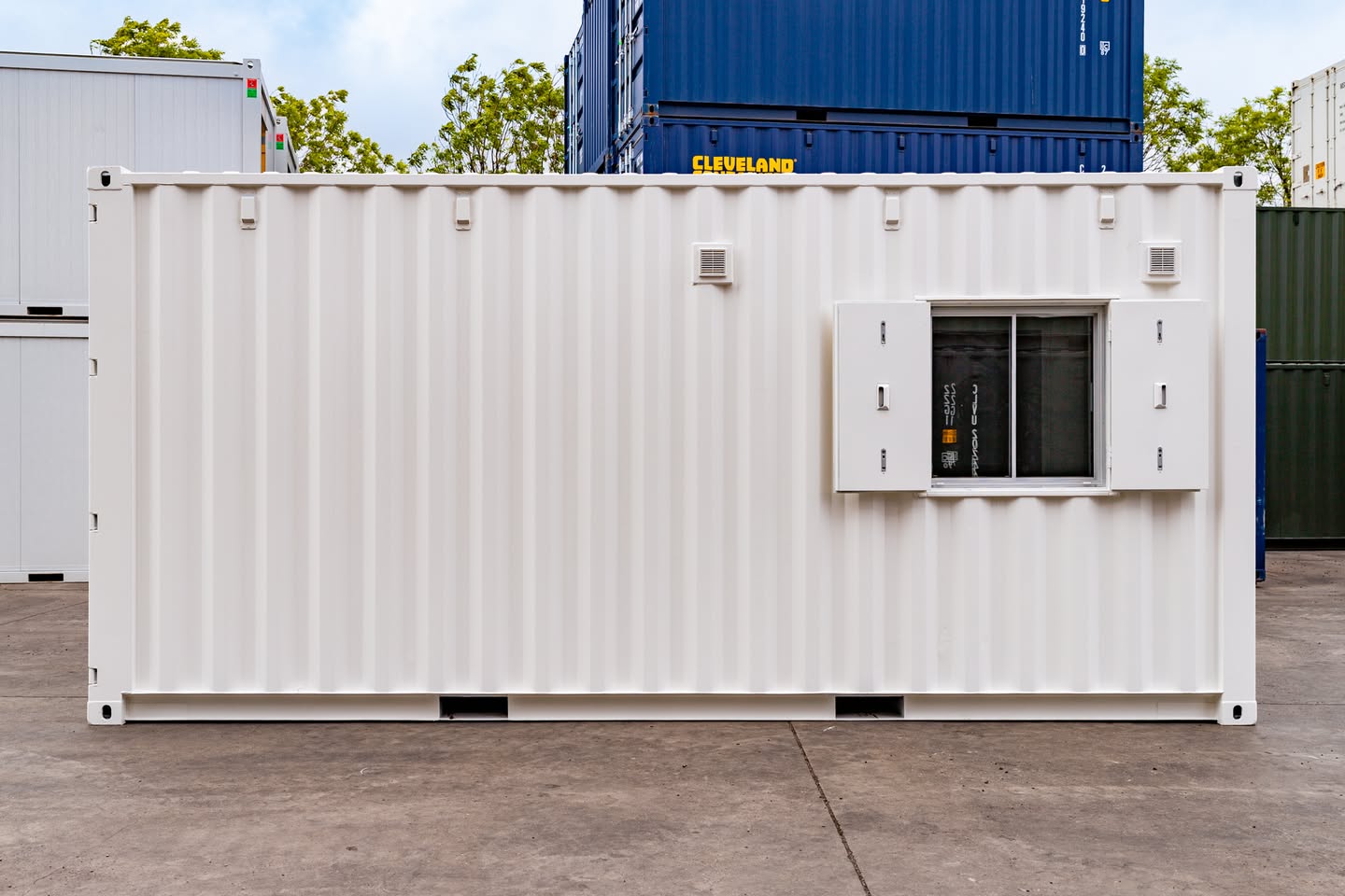 20ft High Cube Office Conversion – Custom Container for Vertical Farming Solutions - Image 2