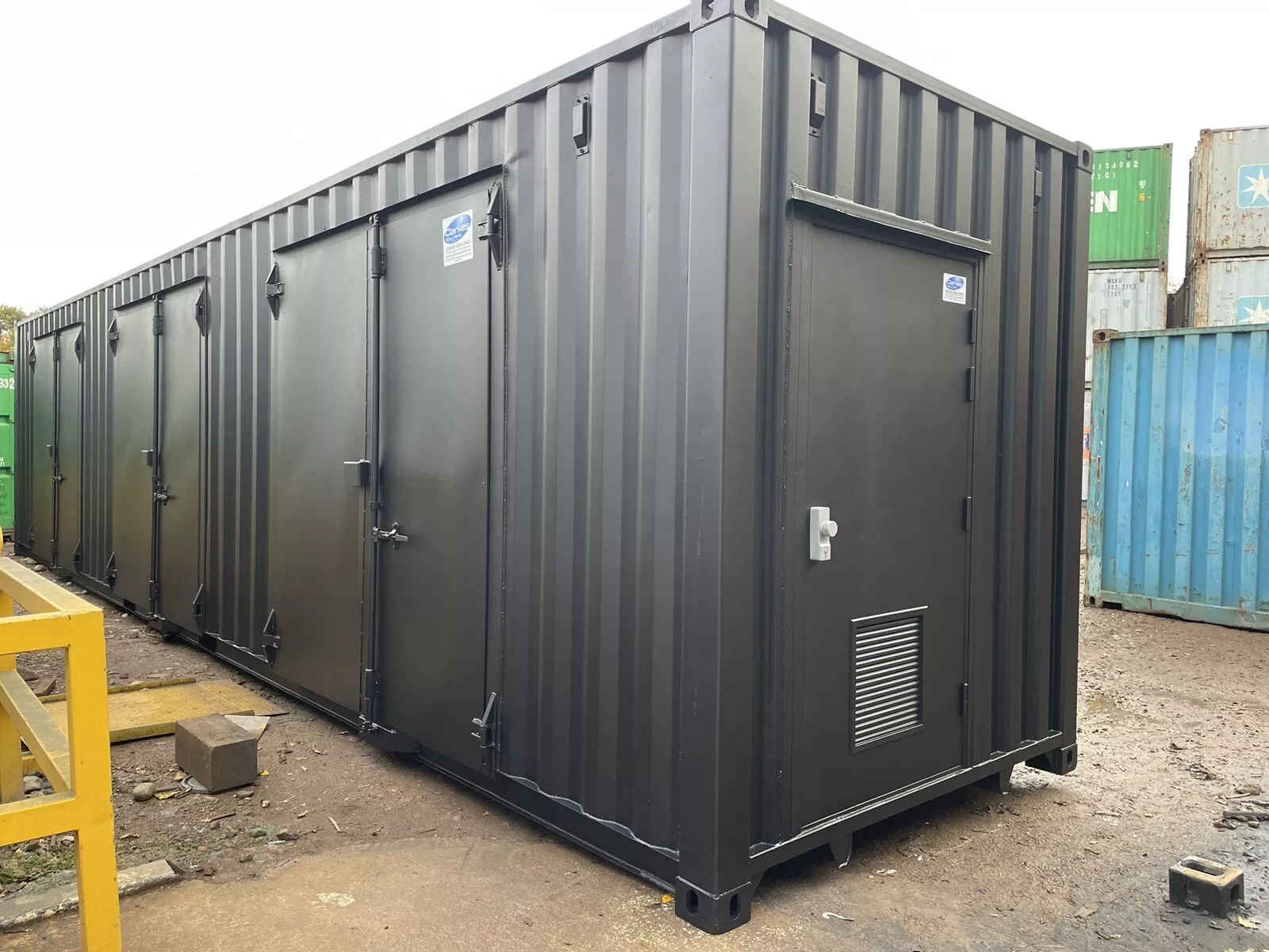 40 ft HIGH CUBE shipping containers With Side Doors, Anti condensation Paint - Image 3