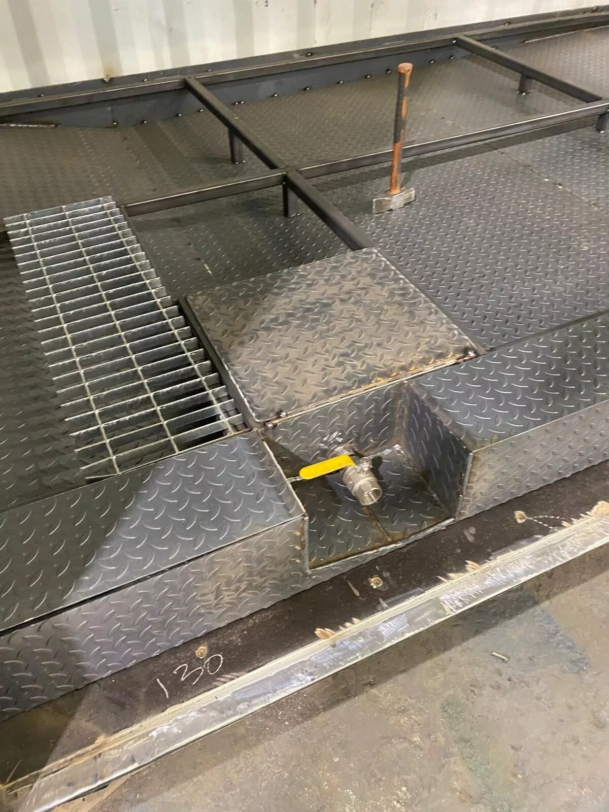 20ft High Cube Shipping Container Chemical Store - Image 6