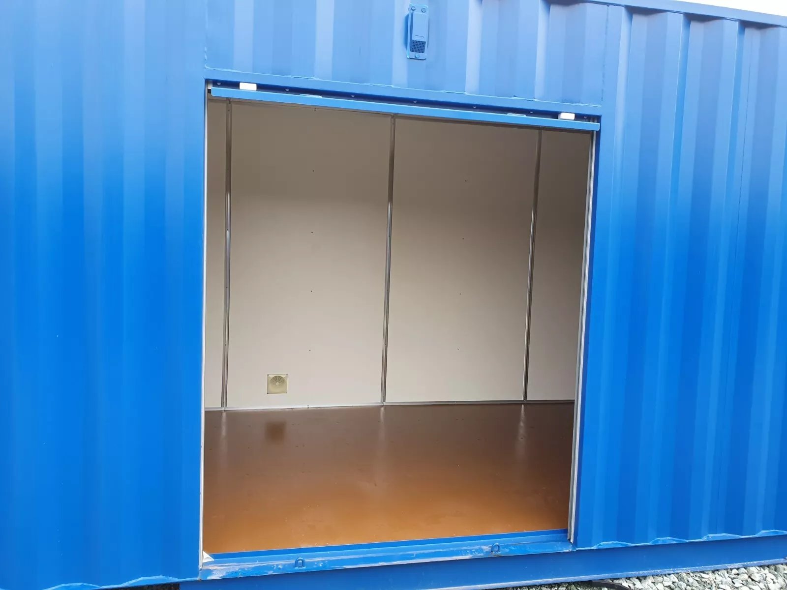40ft Containers as Self Storage Rooms - Insulated - Ply Lined - Premium - Image 3