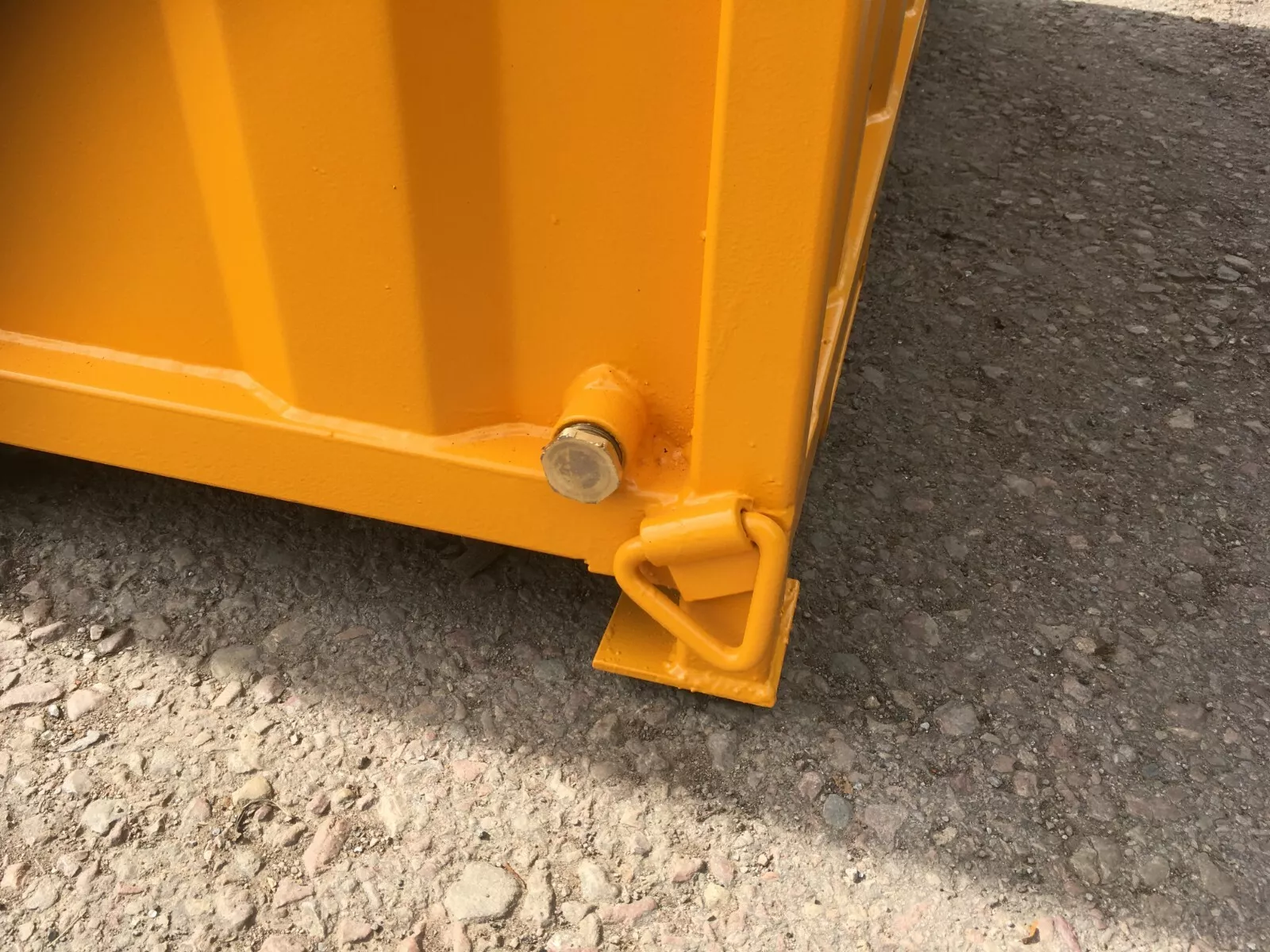 7ft x 5ft (2.2m x 1.6m) Secure Walk In Steel Chemstore/Hazardous Material Store - Image 8