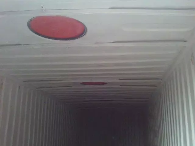 30 ft USED Shipping Containers | Secure, Weatherproof - Image 9