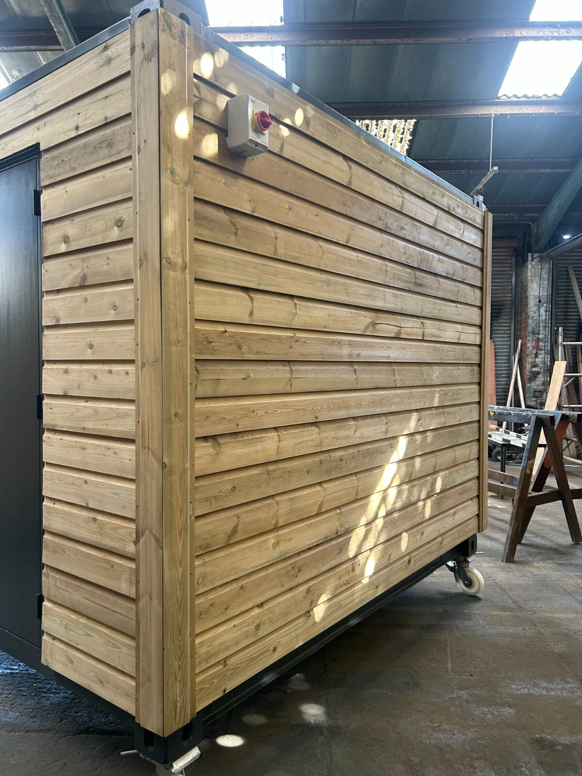 10ft x 8ft Shipping Container - Street Food/Coffee Shop/Food Kiosk - Nationwide - Image 5