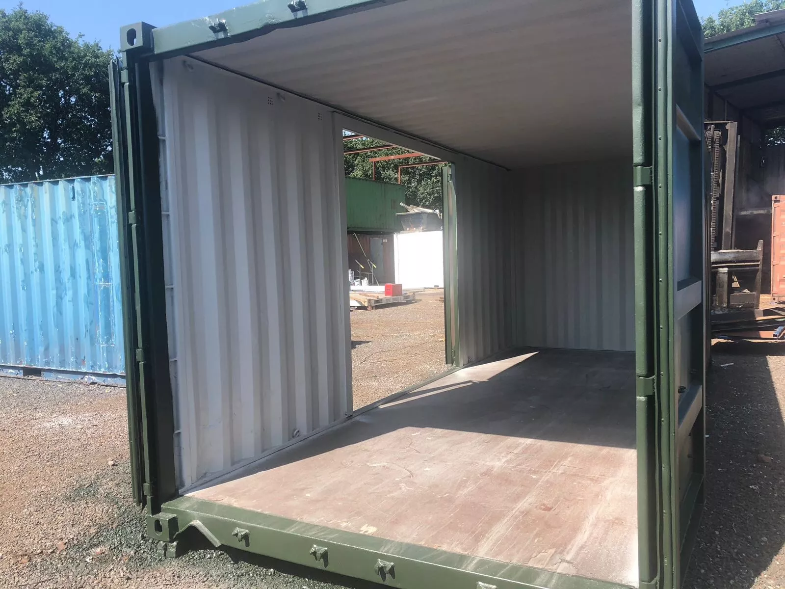 20x8 Container With 8f Side Doors With Extra Door Secure Lock Boxes - Image 4