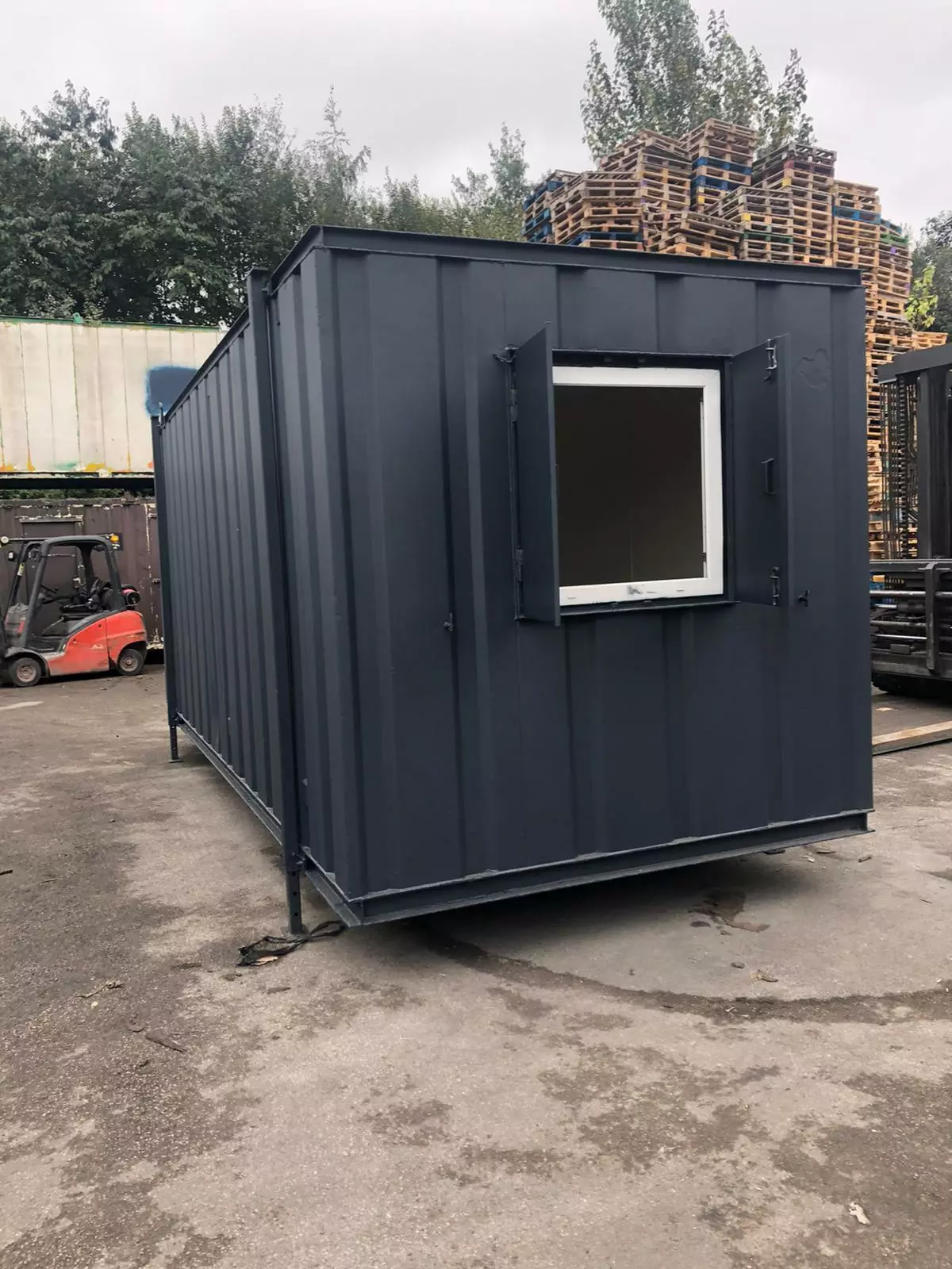 PORTABLE 20FT X 8FT OFFICE/CANTEEN SHIPPING CONTAINER - Image 3