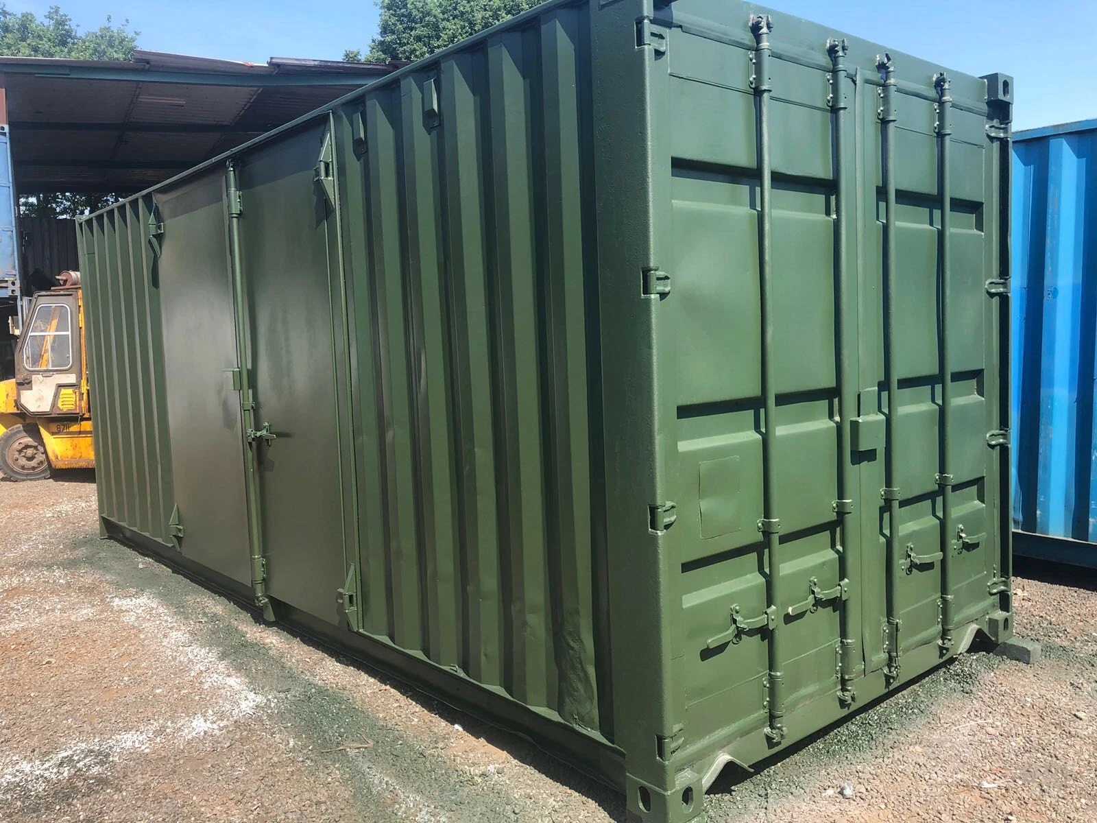 20x8 Container With 8f Side Doors With Extra Door Secure Lock Boxes - Image 5