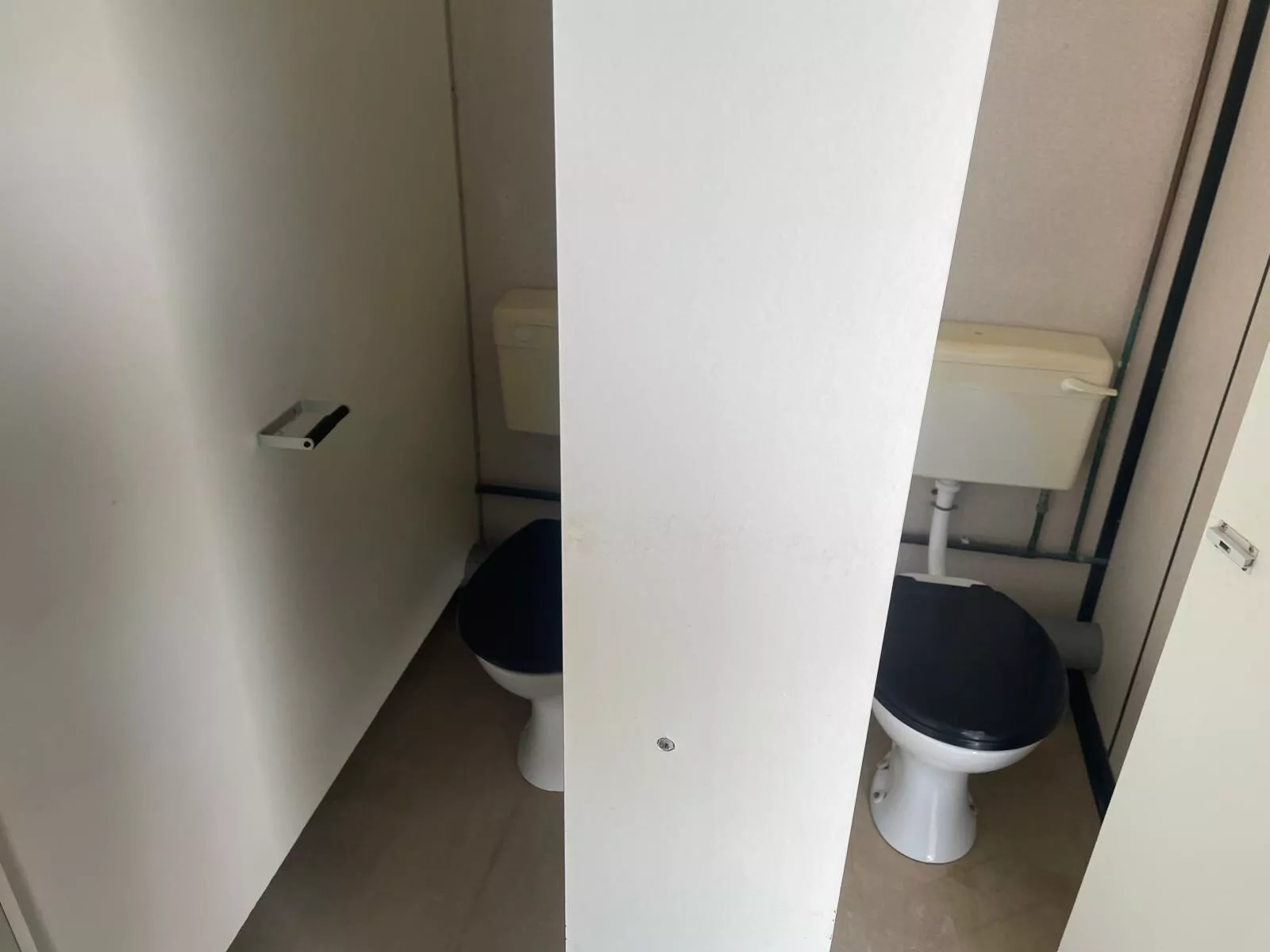 Anti vandal portable 3 plus 1 toilet unit in bury - Best service guaranteed - Image 5