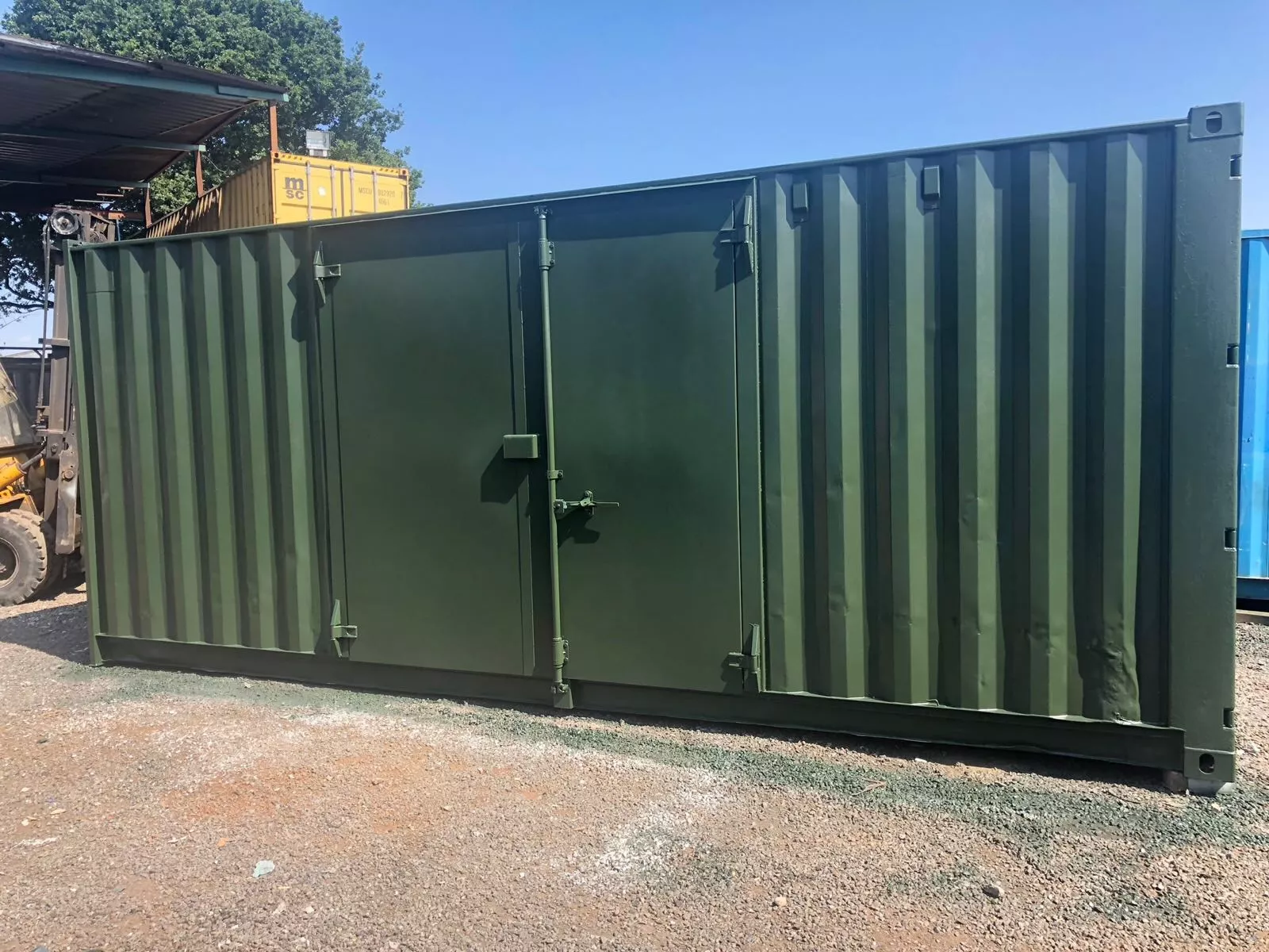 20x8 Container With 8f Side Doors With Extra Door Secure Lock Boxes - Image 6