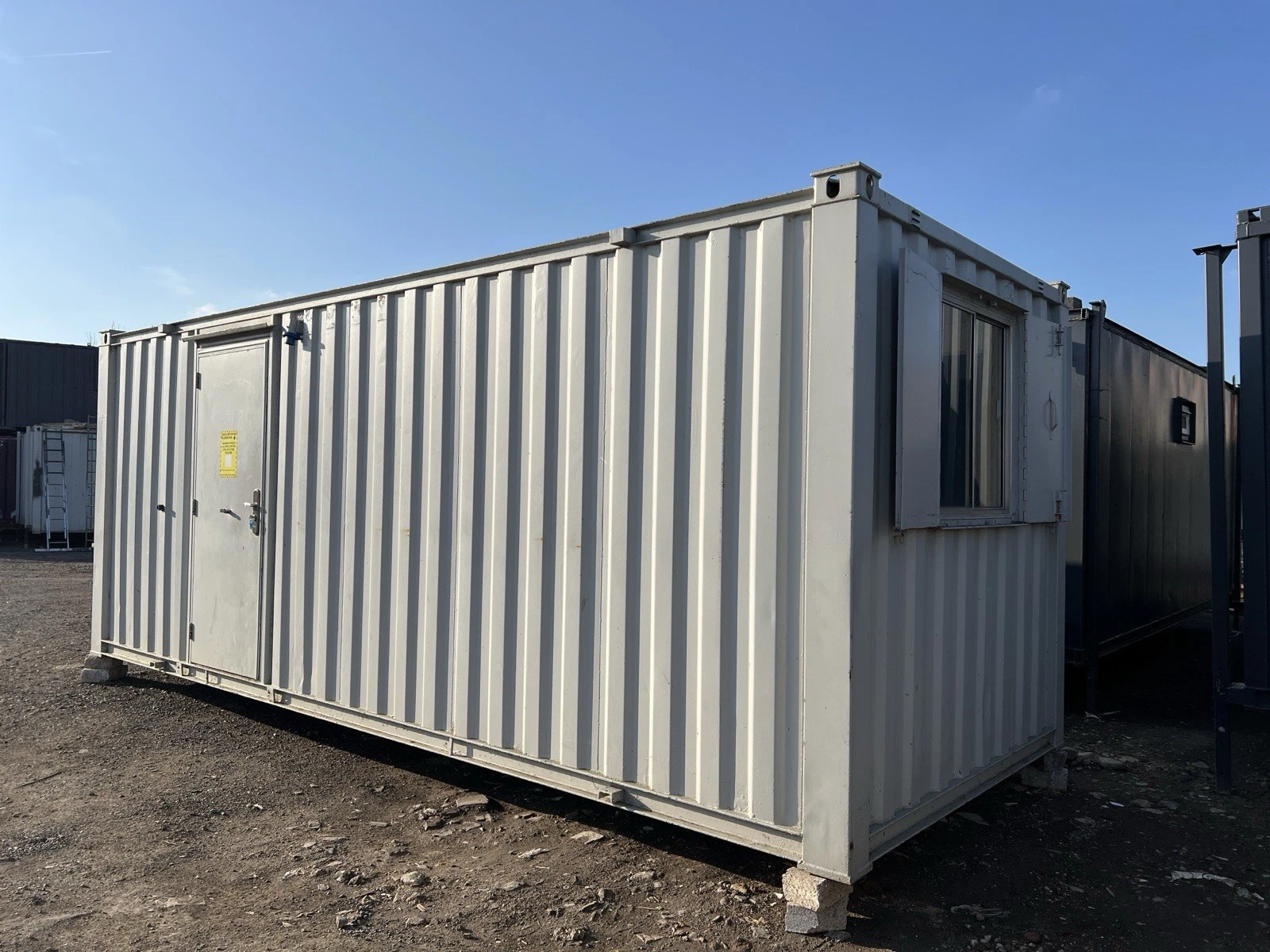 21 X 8FT SITE OFFICE / CANTEEN / SITE CABIN / PORTABLE BUILDING - Image 7