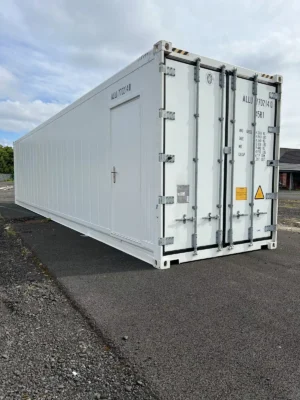 40ft Reefer Container - 2 Personnel Doors on both sides