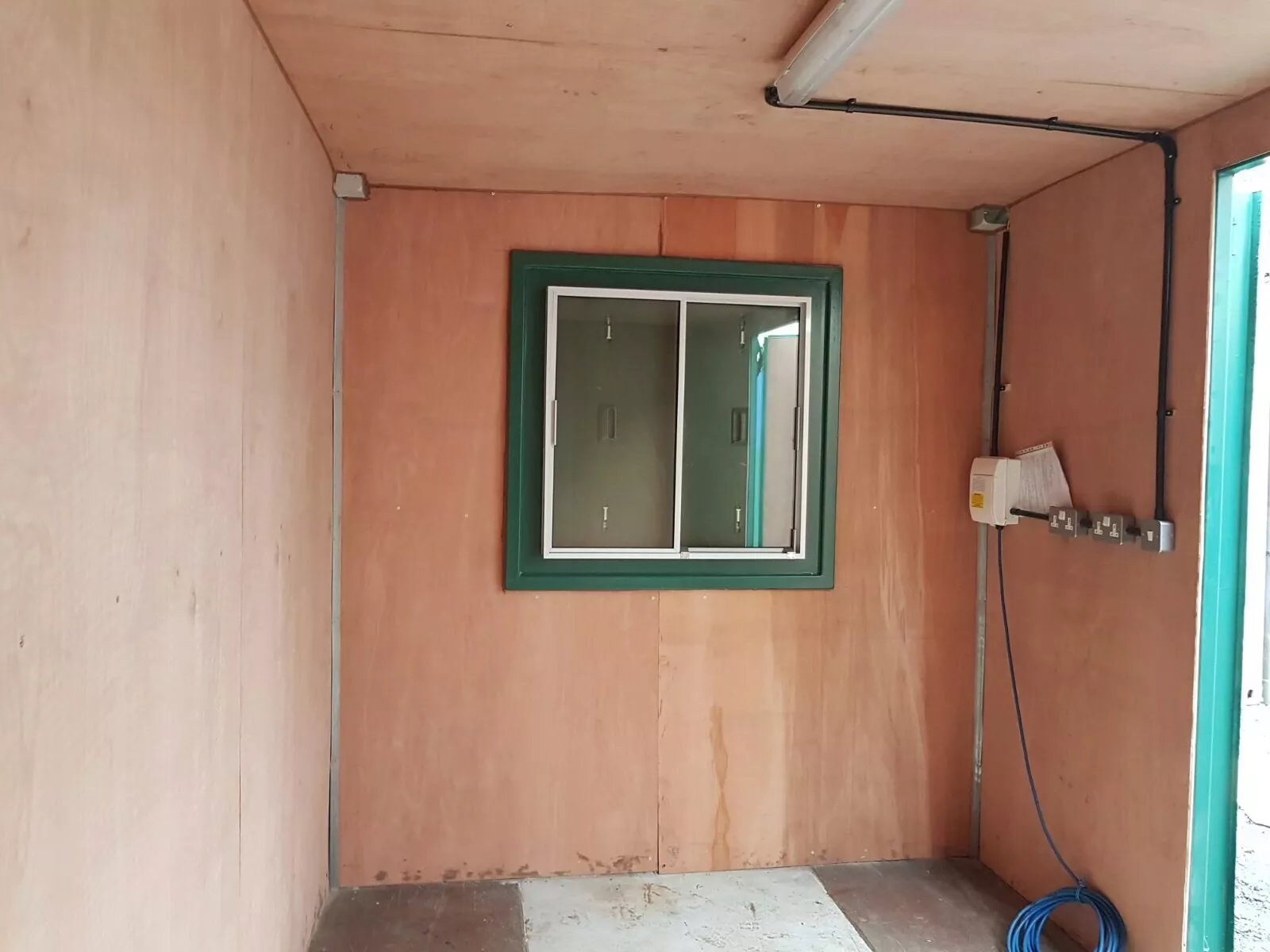 Rare Size 15x8 Ft Secure Store Or Workshop 8ft Side Doors & Security Windows - Image 6