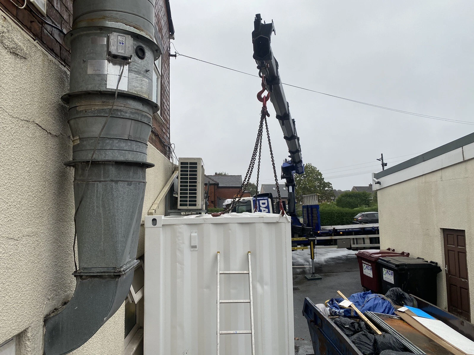 8ft x 5ft Site Store Secure Shed - Image 7