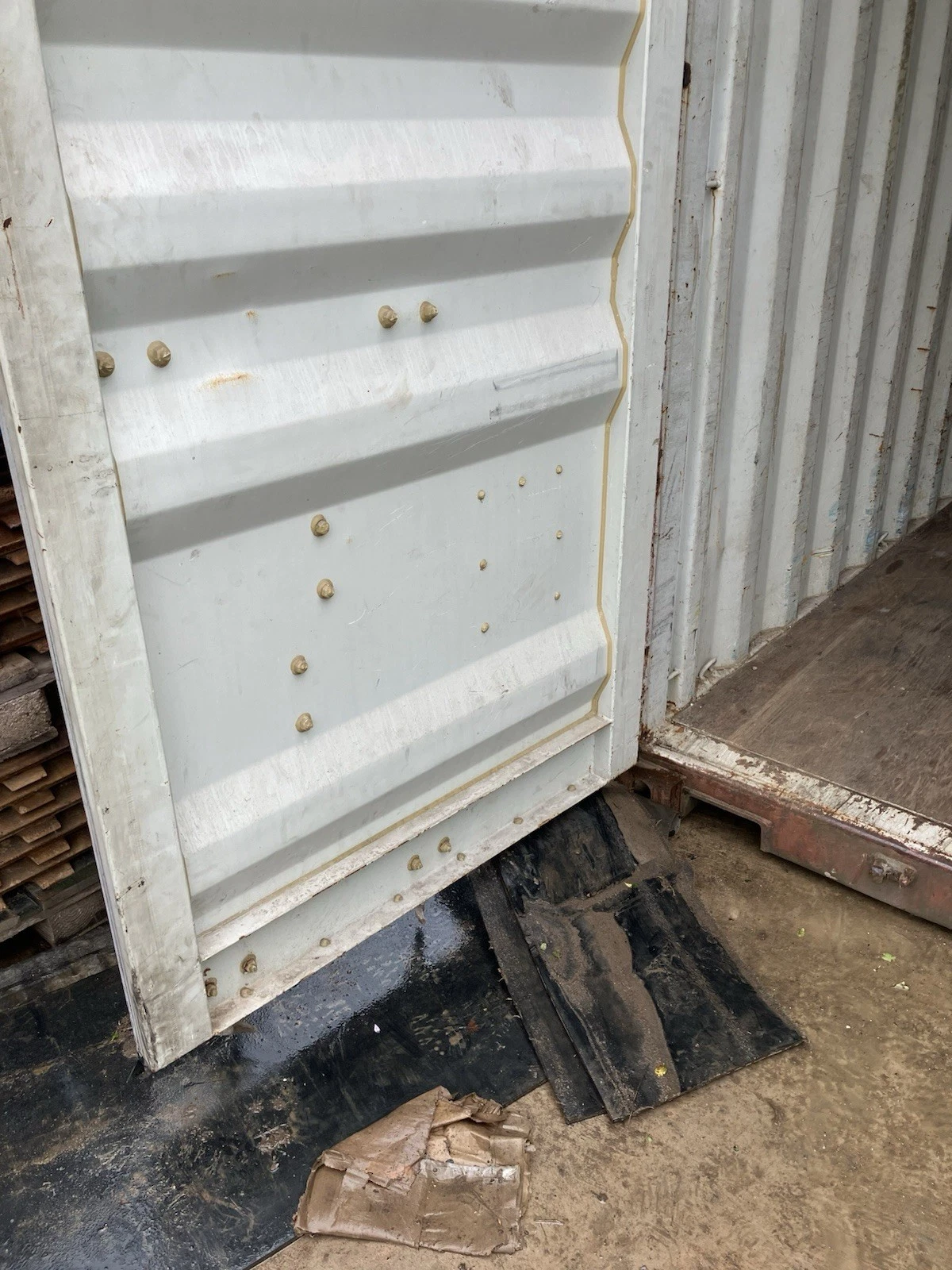 Used 40ft High Cube Shipping Container - Image 3