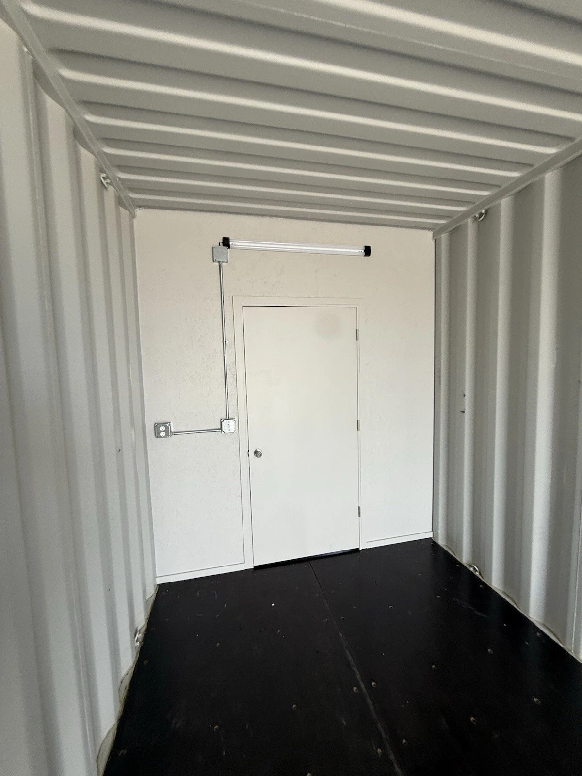 40ft New Slate Gray Shipping Container Office For Commercial Use Spray Foam - Image 8