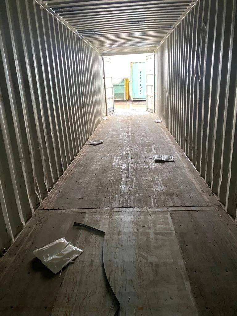 Used 40ft shipping container - Image 4